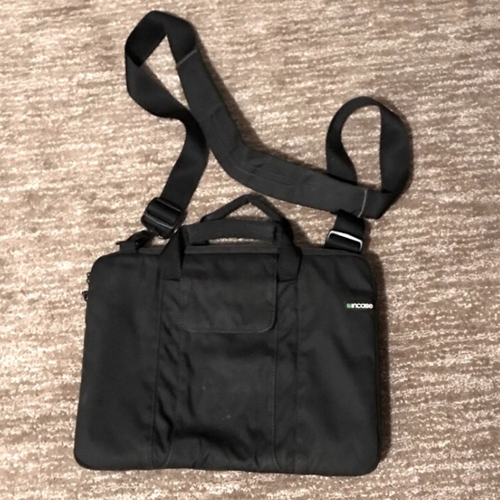 Incase Laptop Case 14” Waterproof Briefcase Bag Adjustable Shoulder Strap bags
